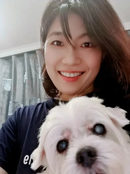 About Lucia, Living in Korea with Lucia