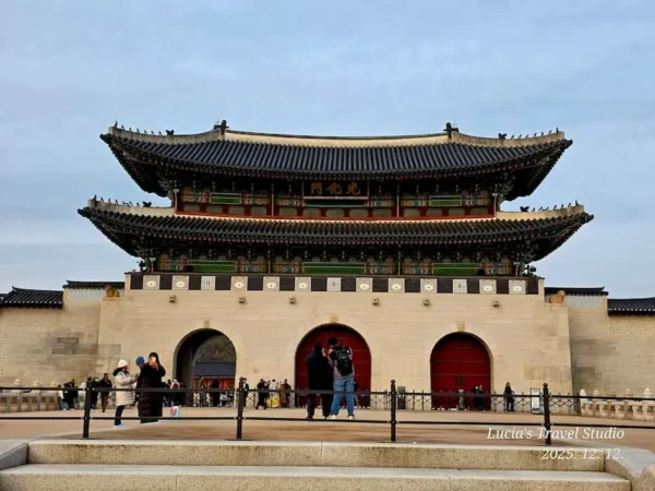 ✨A Magical Winter Night at Gwanghwamun: Christmas Market & Lights — Seoul Light Gwanghwamun 2025