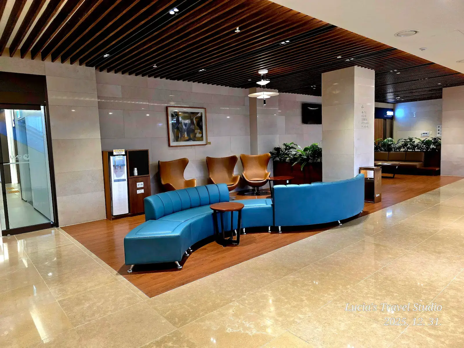 Korea national health checkup waiting lounge