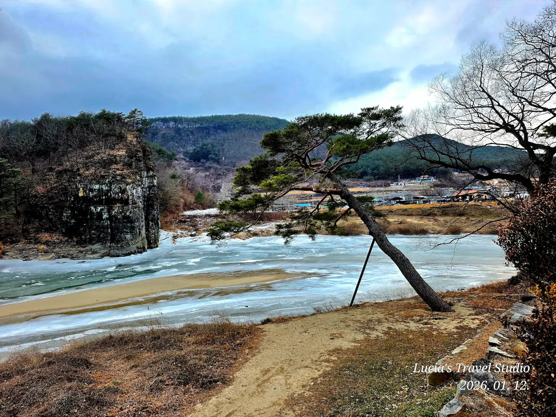 Andong Travel Guide - Gosanjeong