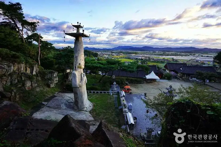 Gwanchoksa Temple & the Stone Maitreya in Nonsan — A Timeless, Gentle Giant of Faith | Nonsan Travel Guide