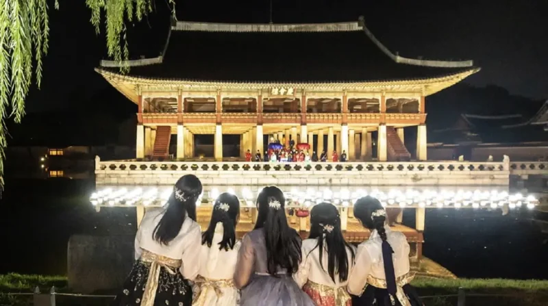 Hanbok festival at Gyeongbokgung