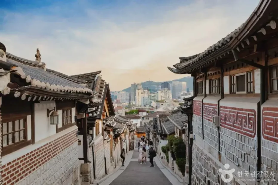 Bukchon walking tour