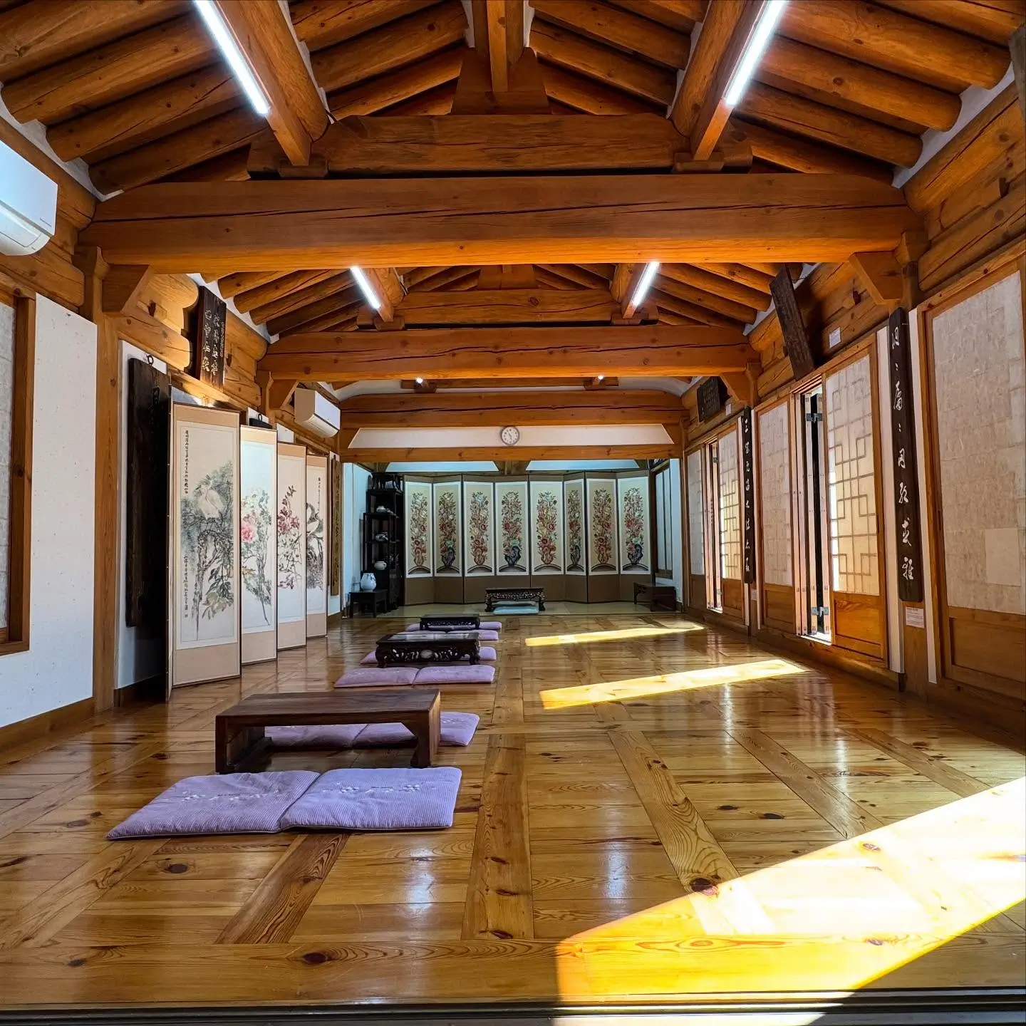 Bukchon Walking Tour