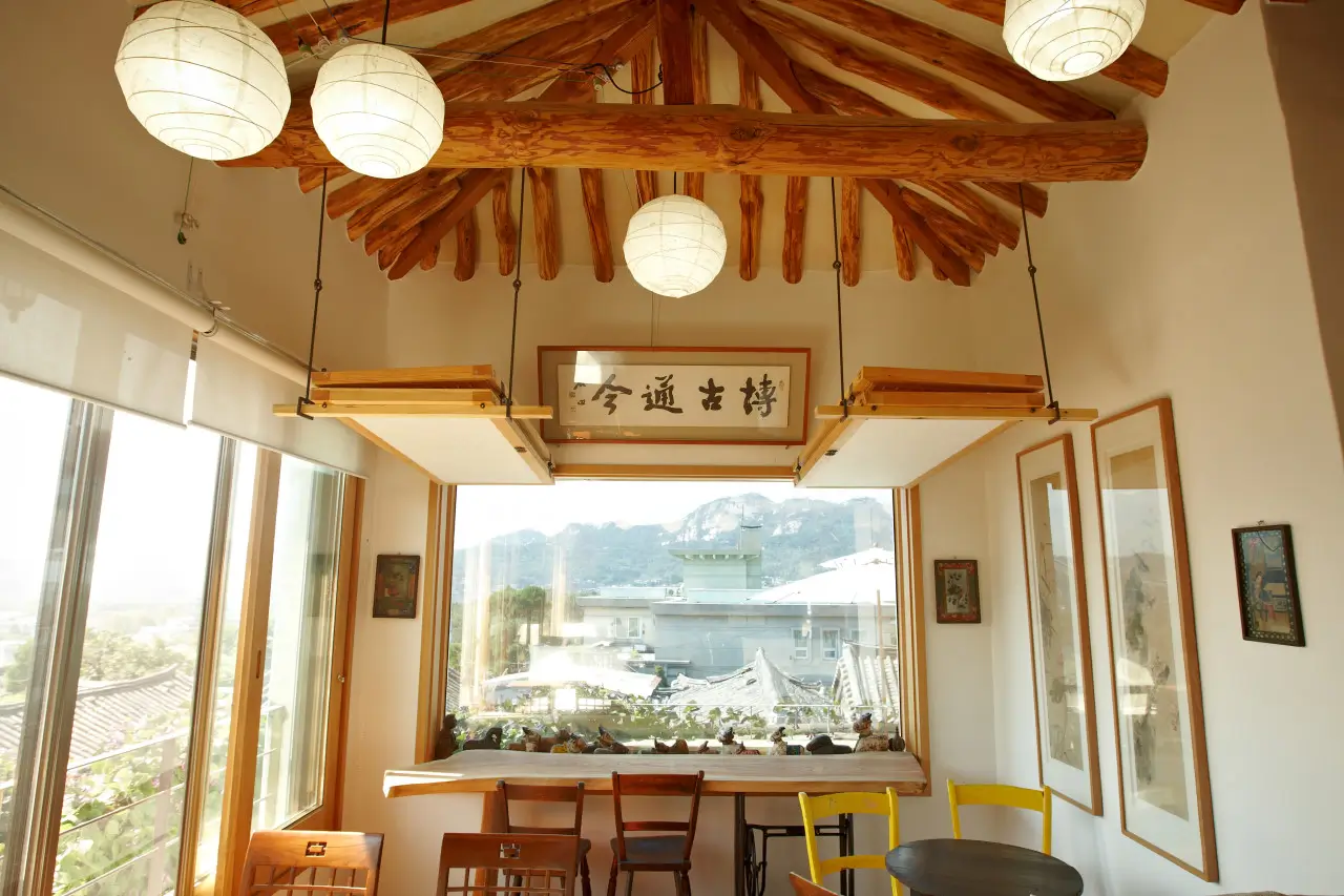 Bukchon Walking Tour