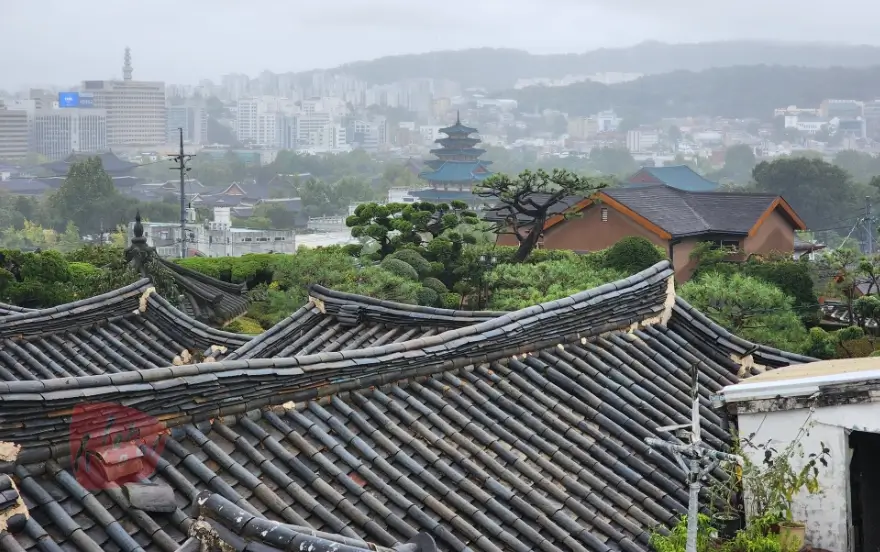 Bukchon Walking Tour