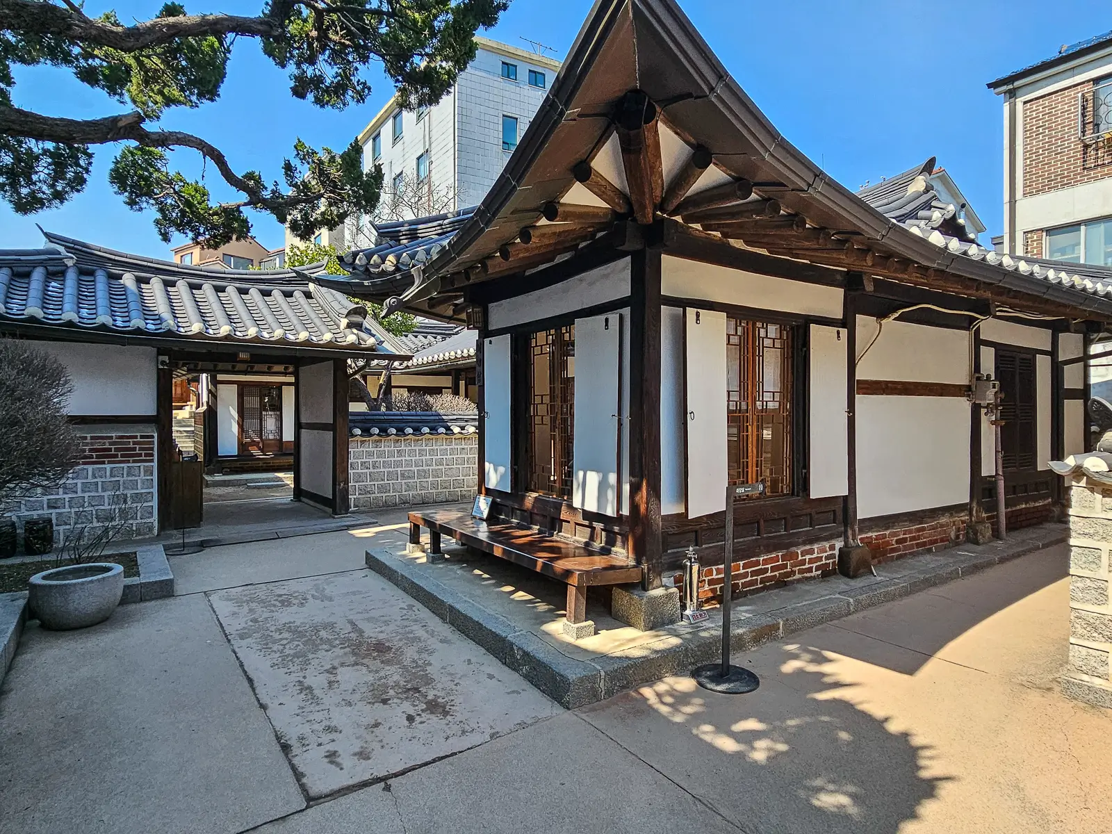 Bukchon Walking Tour