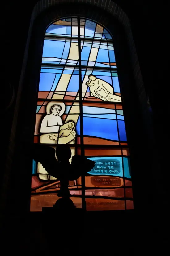 Jeondong Cathedral: A Majestic Blend of Beauty, History & Faith — Jeonju Travel Guide 1