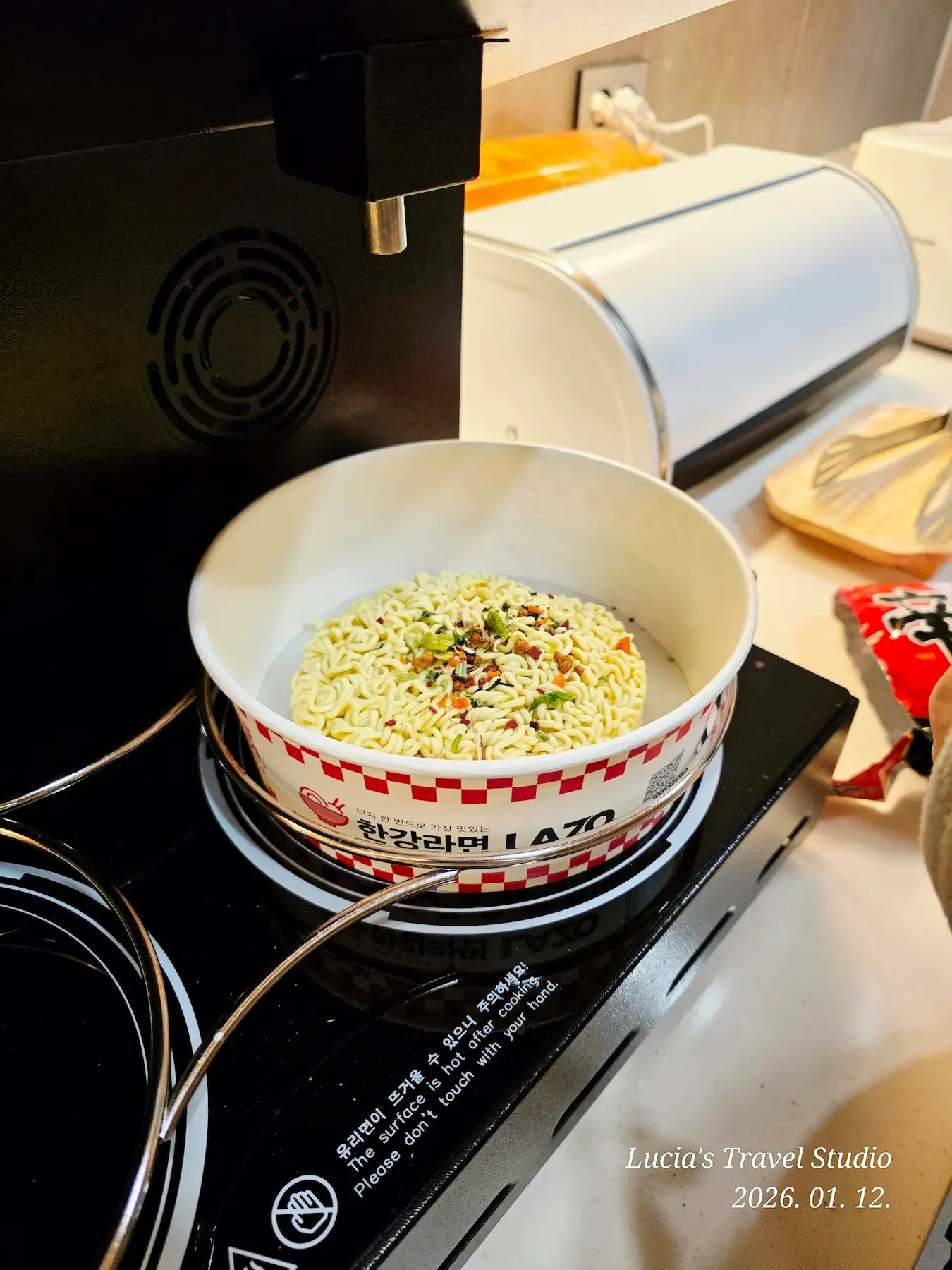 Hangang Ramyeon, Korean Convenience Store