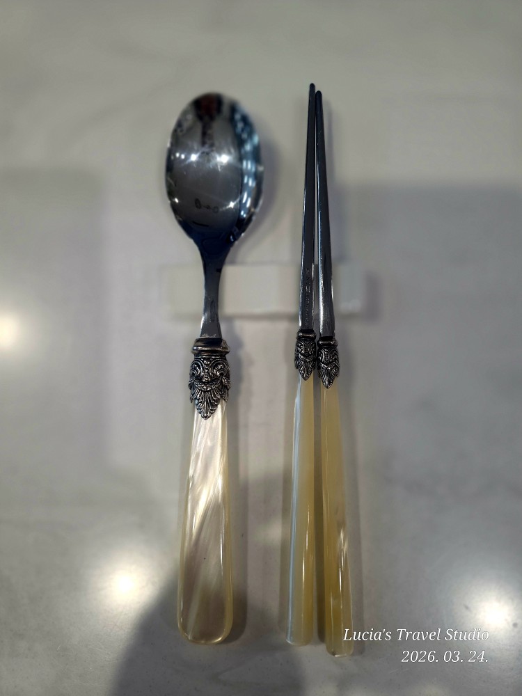 Korean Table Manners