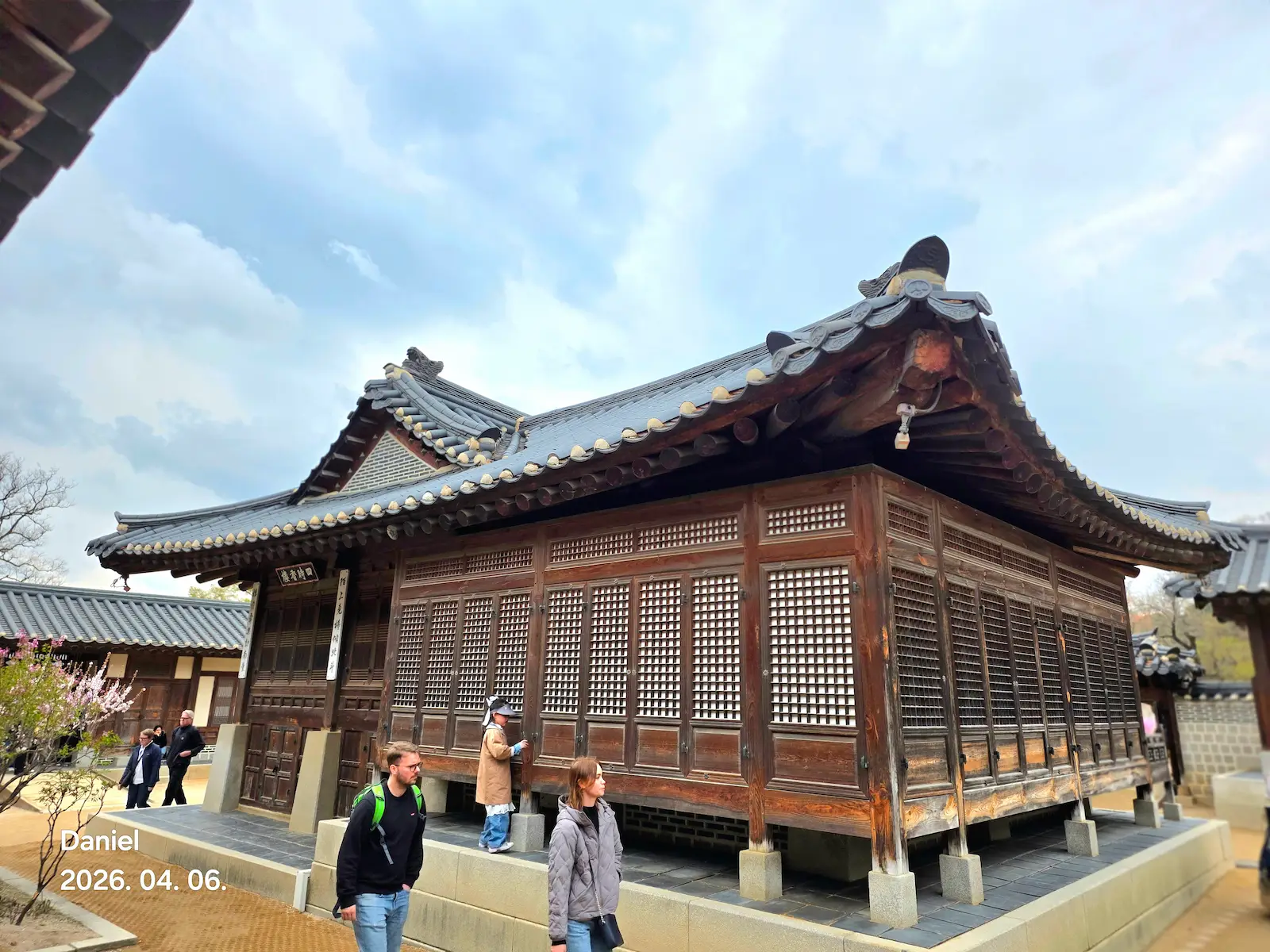 Gyeongbokgung Palace: Iconic Buildings, Insider Tips & Visit Guide