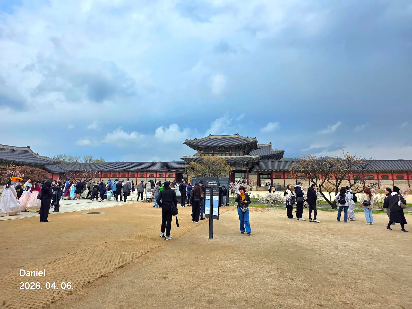 Gyeongbokgung Palace_Geunjeongjeon