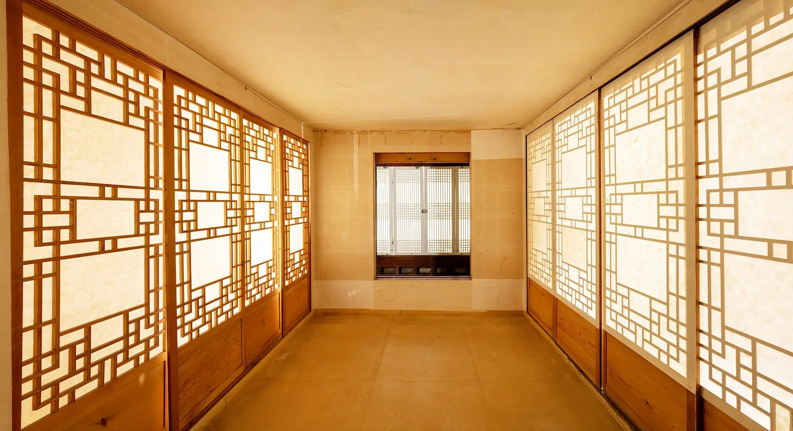 Gyeongbokgung_Jagyeongjeon