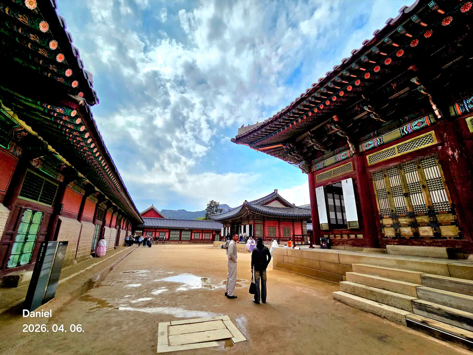 Gyeongbokgung Palace_Sajeongjeon