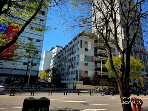Dongdaemun Apartment Seoul
