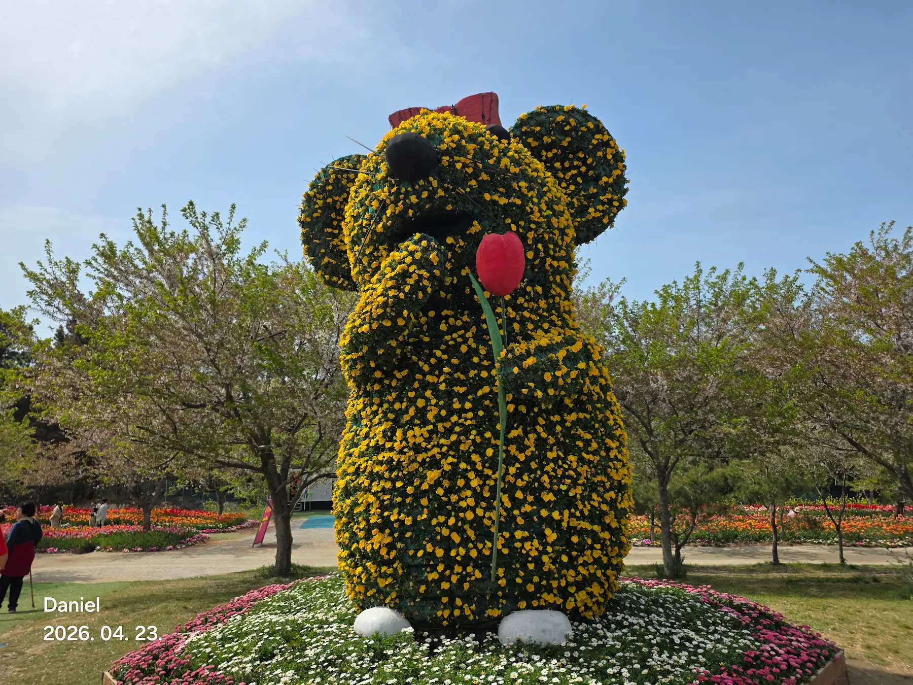 Taean Tulip Festival_Characters