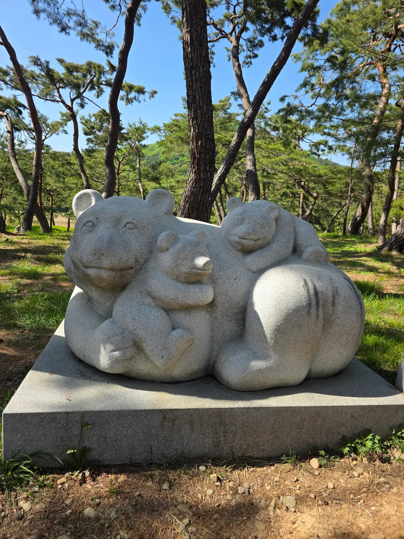 Gongju Travel Guide - Gomanaru