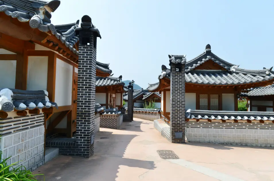 Gongju Travel GUide - Hanok Village