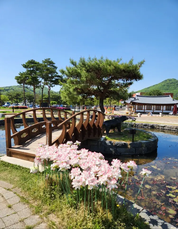 Gongju Travel GUide - Hanok Village