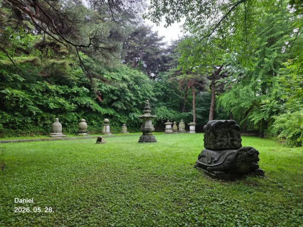 Sudeok Temple - Budojeon