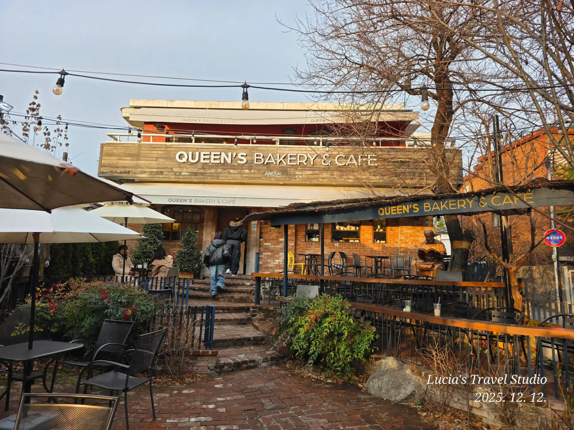 Bukchon in the Afternoon: A Quiet, Beautiful Walk Through Seoul’s Hanok Village