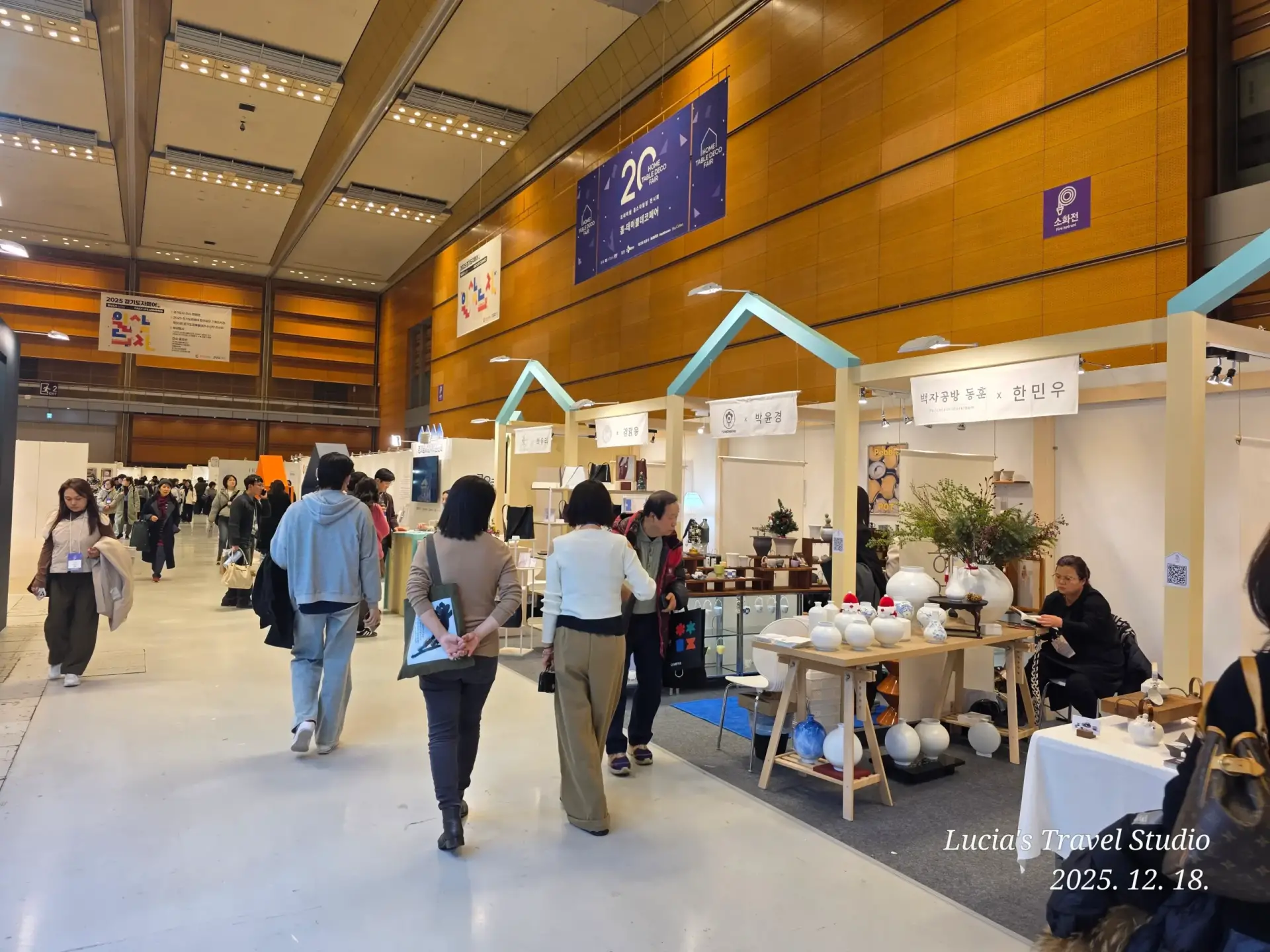 The Beauty of Korean Crafts and Ceramics at COEX — A Glimpse into Today's Korean Culture