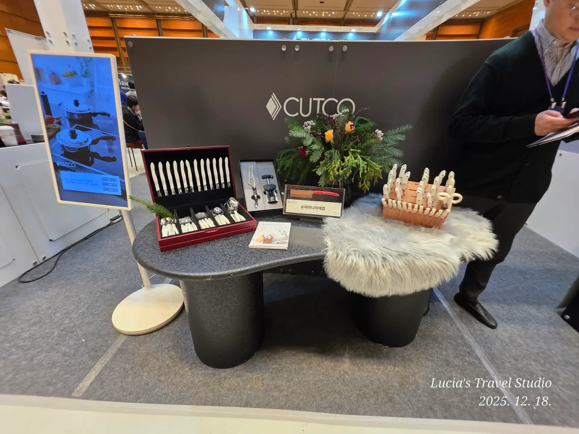 The Beauty of Korean Crafts and Ceramics at COEX — A Glimpse into Today's Korean Culture