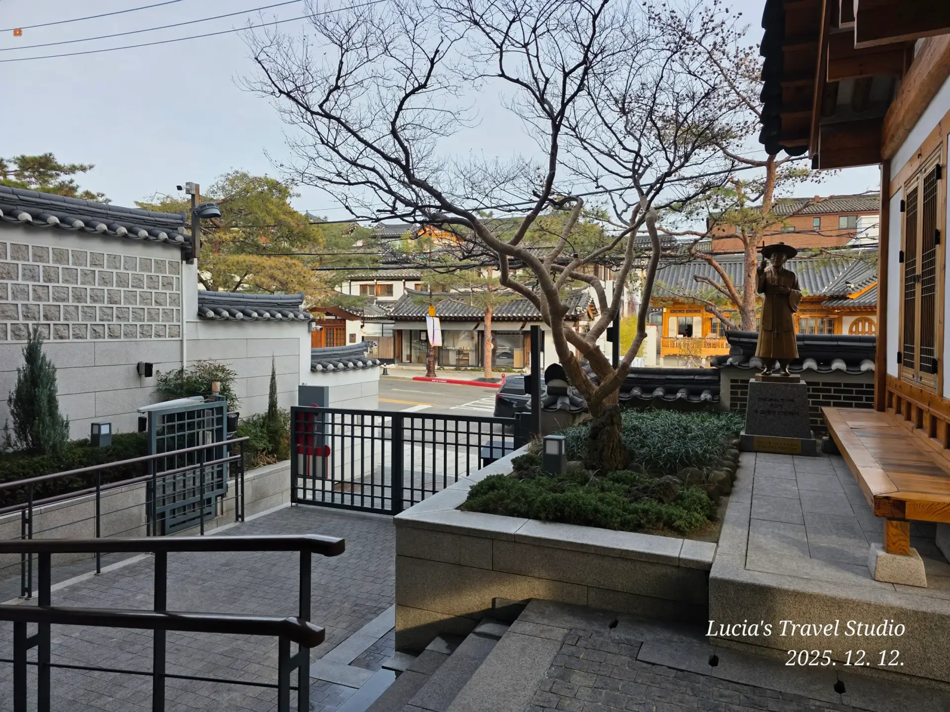 Bukchon in the Afternoon: A Quiet, Beautiful Walk Through Seoul’s Hanok Village