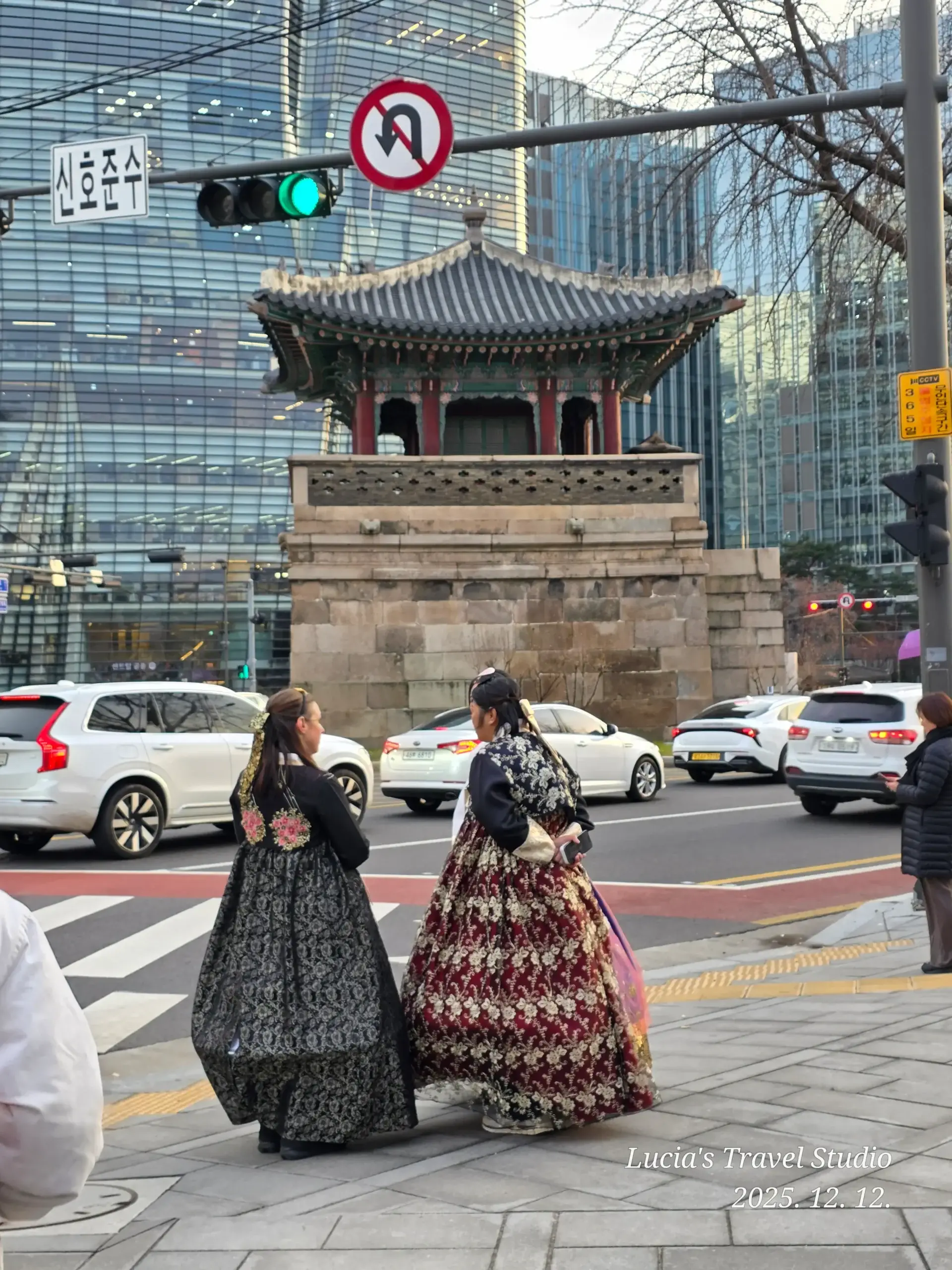 Bukchon in the Afternoon: A Quiet, Beautiful Walk Through Seoul’s Hanok Village