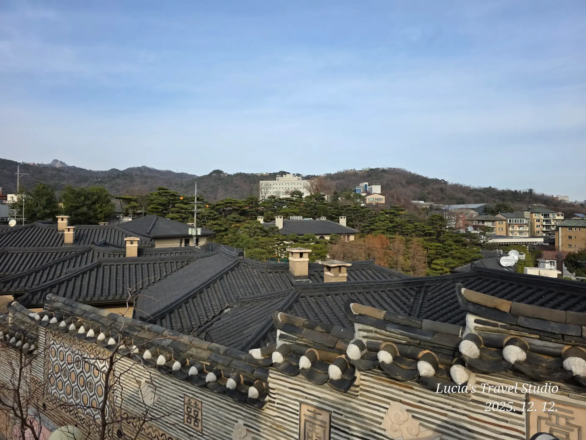 Bukchon Art Museum - Afternoon Walk Bukchon