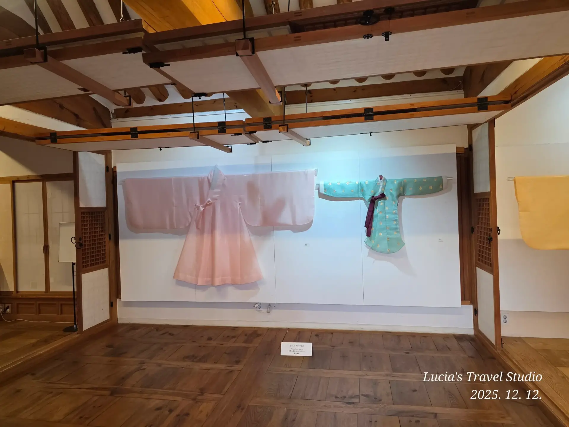 Bukchon in the Afternoon: A Quiet, Beautiful Walk Through Seoul’s Hanok Village