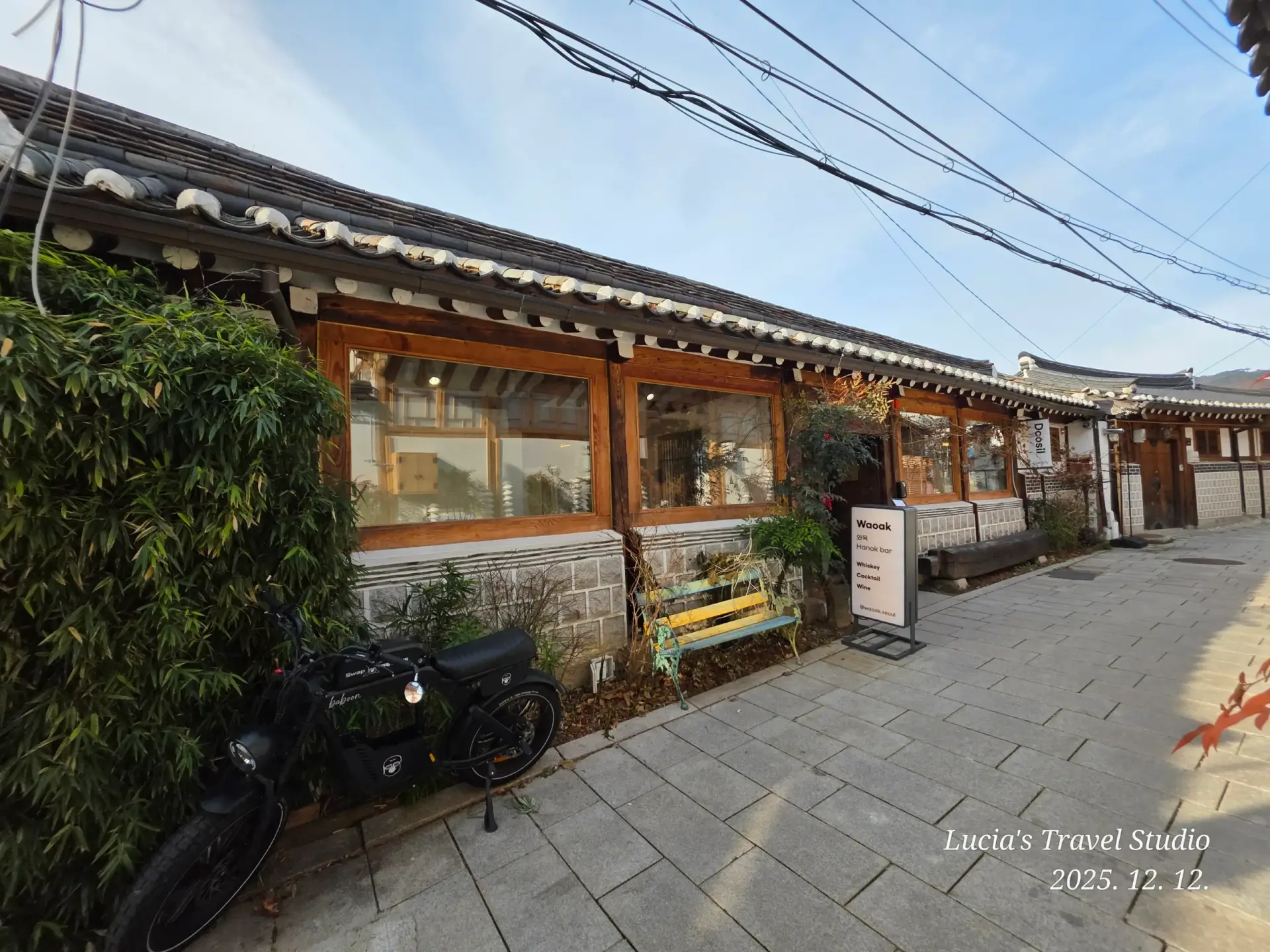 Bukchon in the Afternoon: A Quiet, Beautiful Walk Through Seoul’s Hanok Village