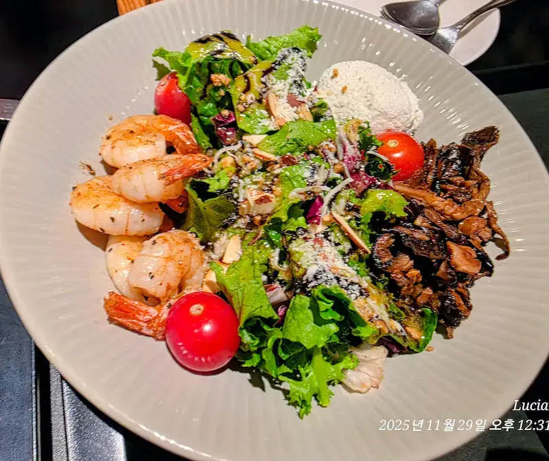 Hyundai Department Store