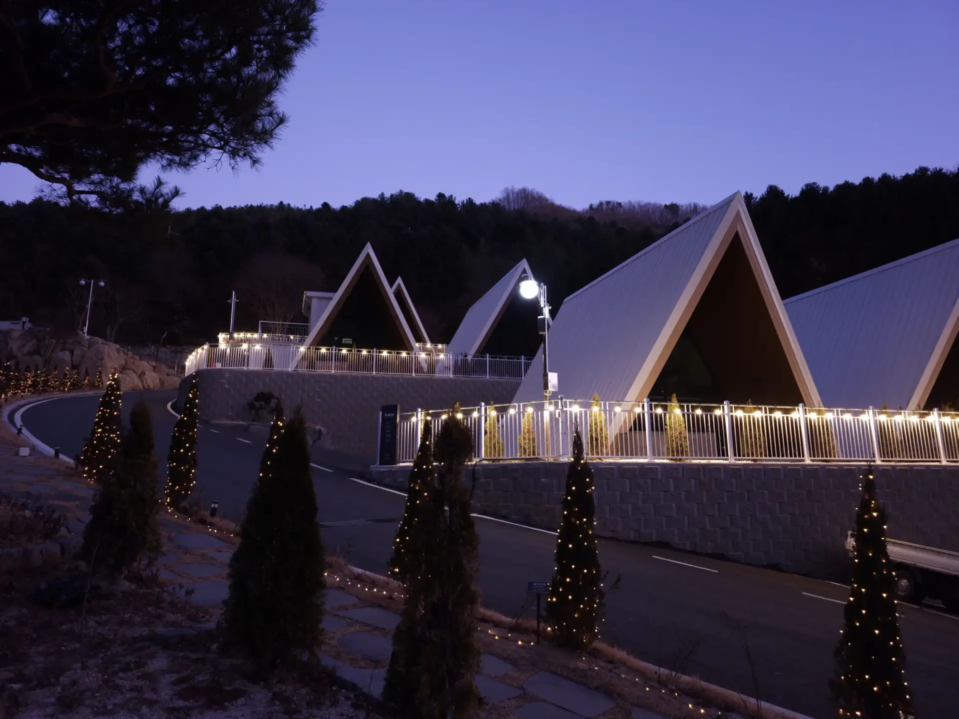 Sancheong Travel Guide - Korean Glamping