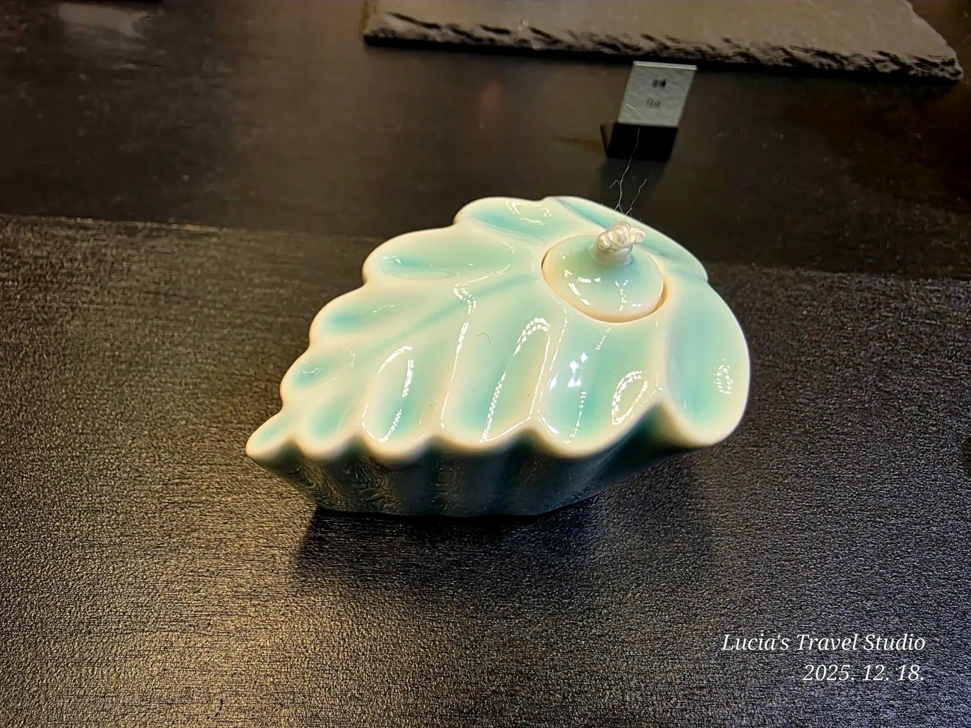 Korean crafts and ceramics at COEX