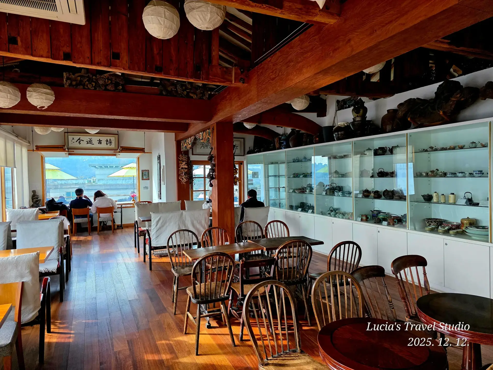 Bukchon in the Afternoon: A Quiet, Beautiful Walk Through Seoul’s Hanok Village