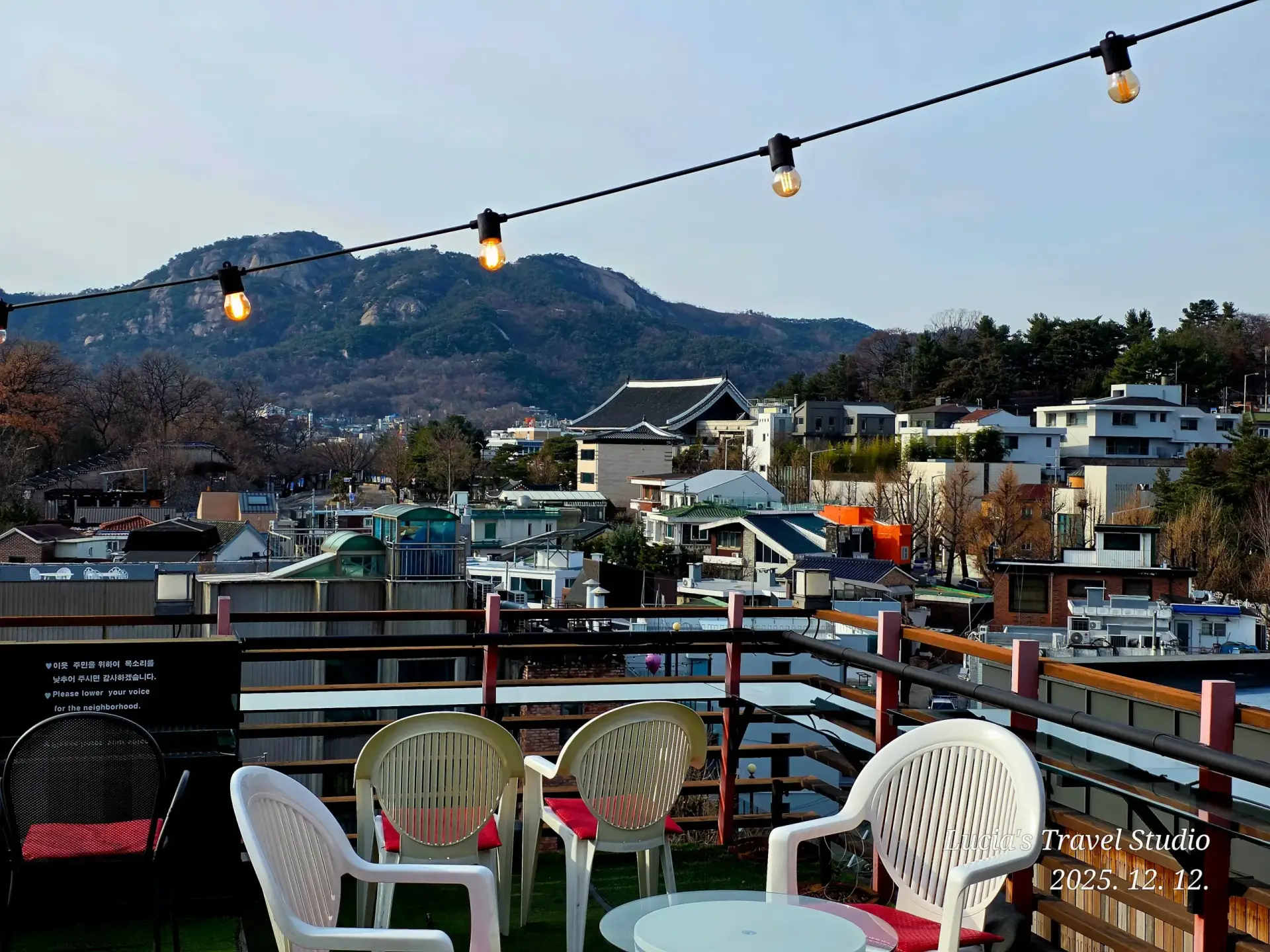 Bukchon in the Afternoon: A Quiet, Beautiful Walk Through Seoul’s Hanok Village