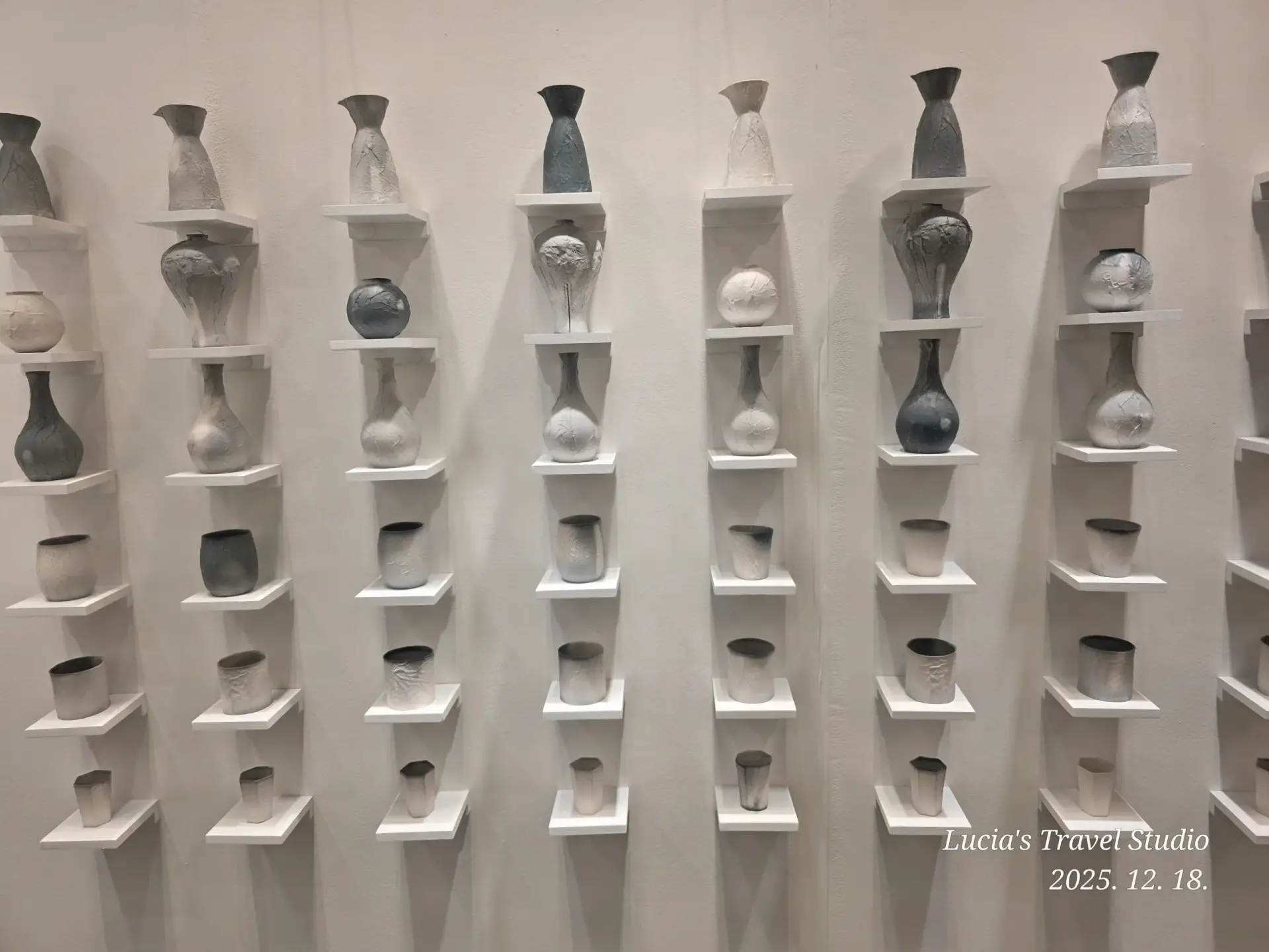 The Beauty of Korean Crafts and Ceramics at COEX — A Glimpse into Today's Korean Culture