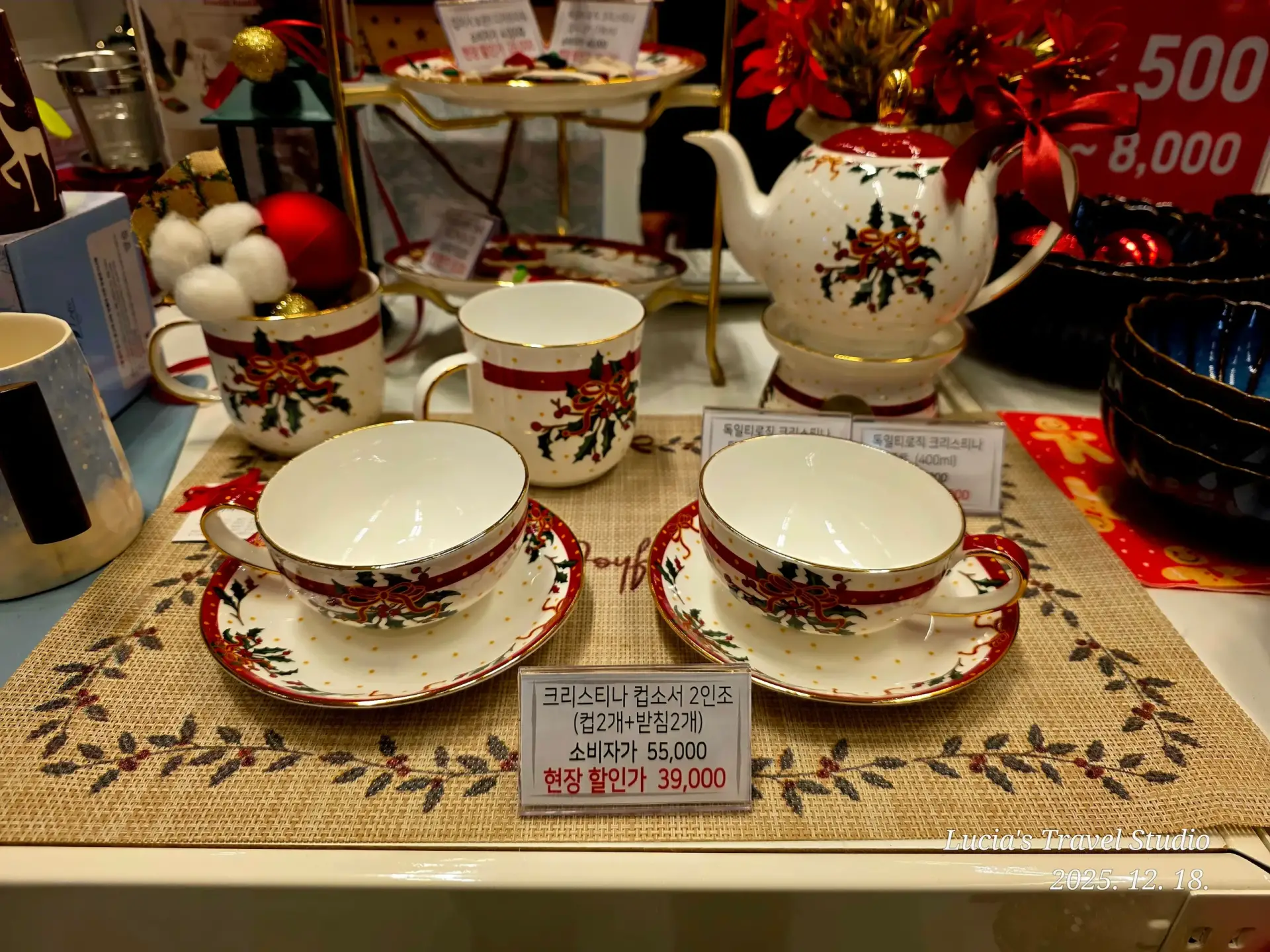 The Beauty of Korean Crafts and Ceramics at COEX — A Glimpse into Today's Korean Culture